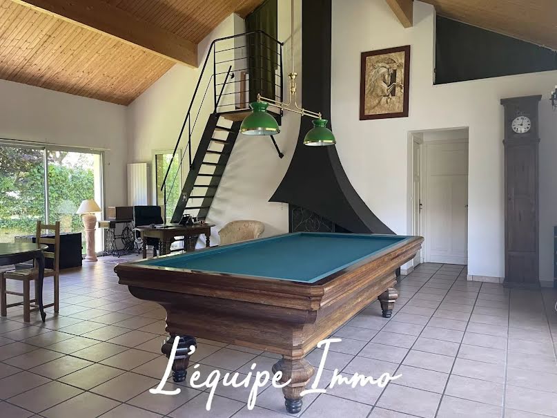 Vente maison 5 pièces 150 m² à Bagneres-de-luchon (31110), 366 000 €