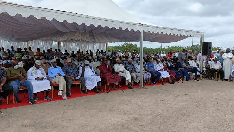 Community members from the Samawadhal clan from Ijara constituency during the endorsement of Garissa Senator Abdu Haji to run for a second term.