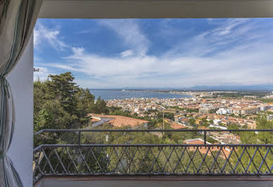 Maison en bord de mer avec jardin 1