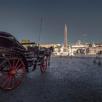 In attesa del primo giro turistico . di 