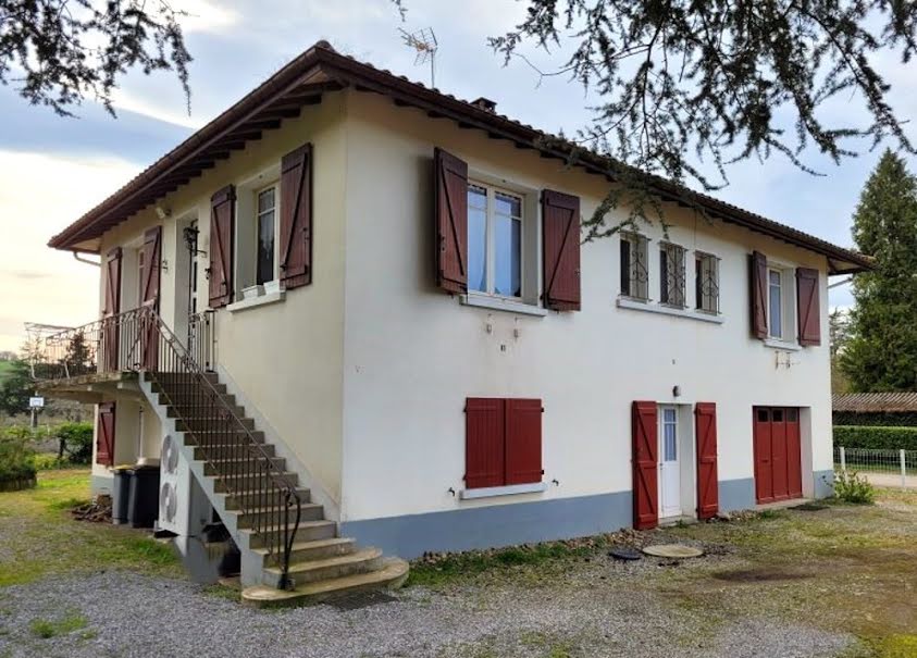 Vente maison 5 pièces 159 m² à Sauveterre-de-Béarn (64390), 229 000 €