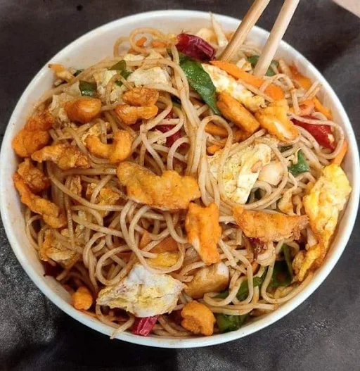 Chicken Schezwan Noodle