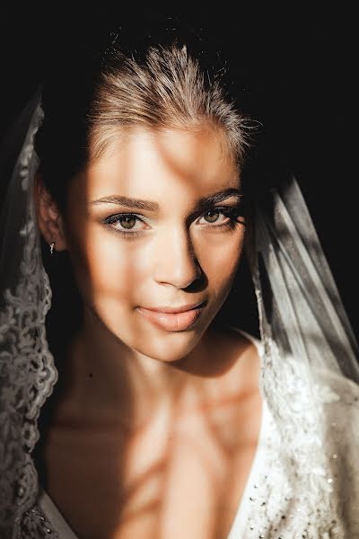 Wedding photographer Sergey Lysenko (lysenko). Photo of 23 March 2016