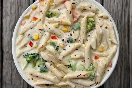 White Sauce Pasta