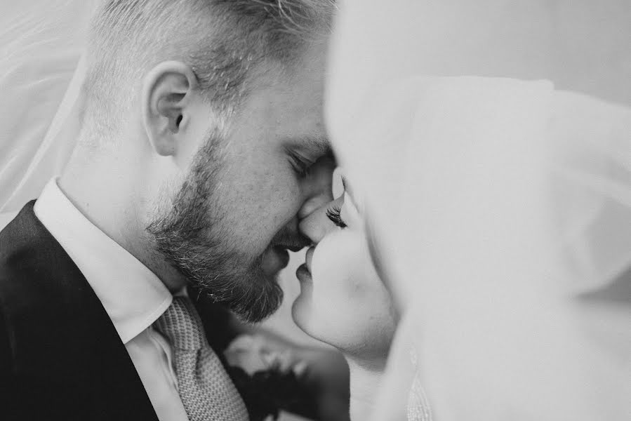 婚礼摄影师Jaakko Sorvisto（sorvisto）。2018 12月20日的照片