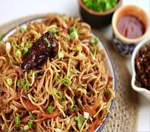 Chicken Chilli Garlic Noodles