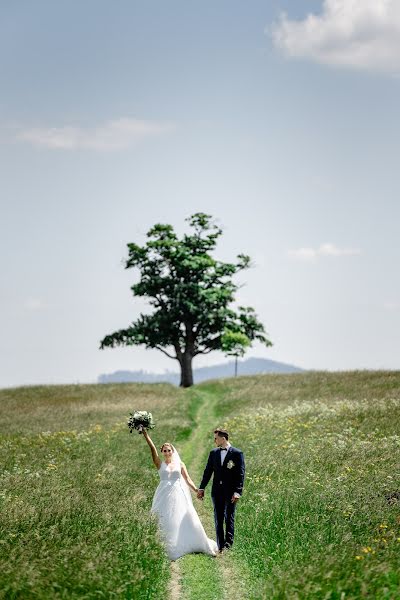 Fotografo di matrimoni Tom Holeček (holecphoto). Foto del 19 luglio 2022