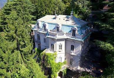 Villa avec piscine et jardin 4