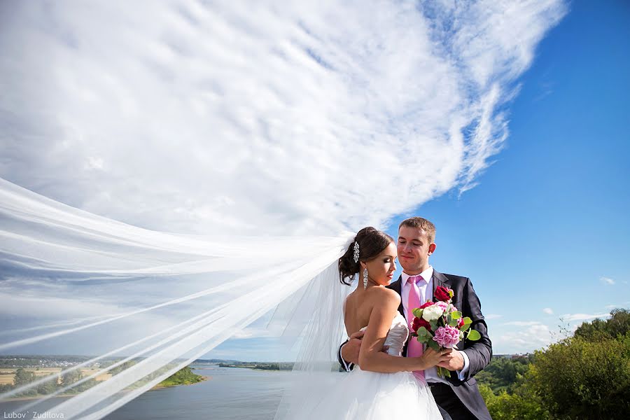 Fotógrafo de bodas Lyubov Zudilova (lubovzudilova). Foto del 13 de agosto 2016