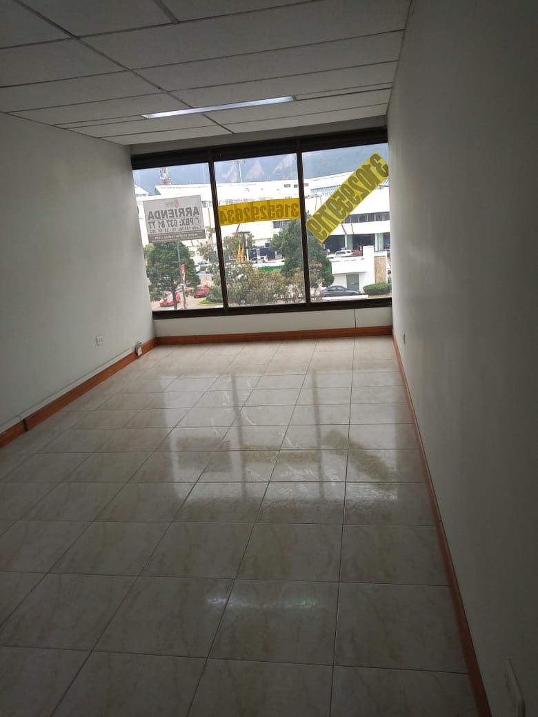 Oficina En Venta - Santa Barbara Occidental, Bogota