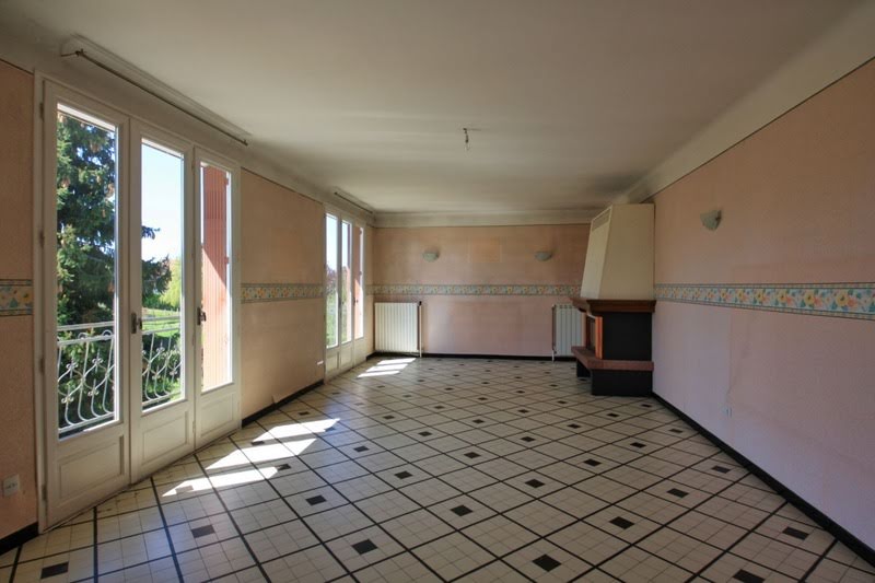 Vente maison 5 pièces 130 m² à Vitry-sur-Loire (71140), 109 800 €