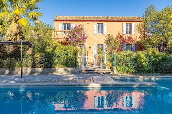 villa à Antibes (06)