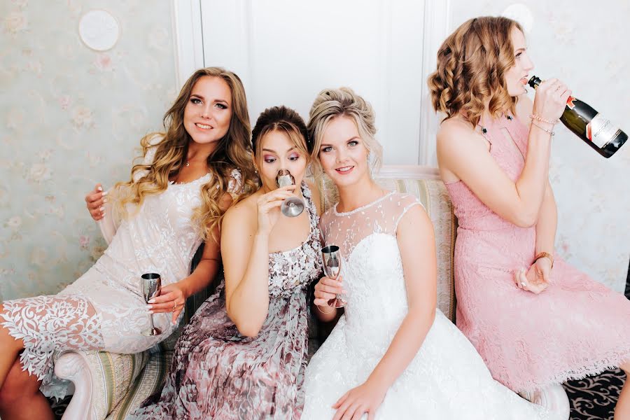 Wedding photographer Dina Romanovskaya (dina). Photo of 15 January 2019