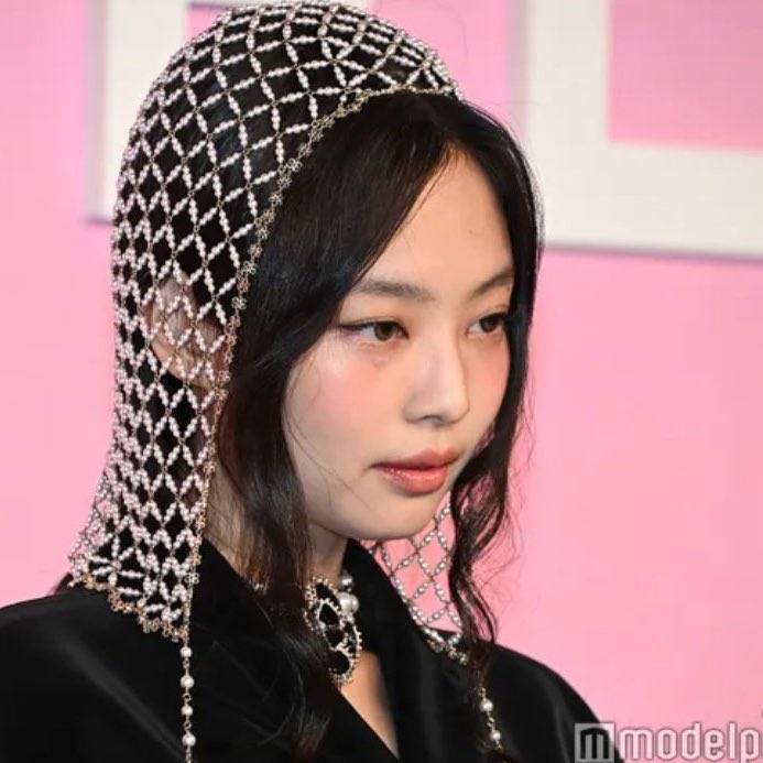 Netizens Express Concern For BLACKPINK Jennie’s Facial Scar - Koreaboo