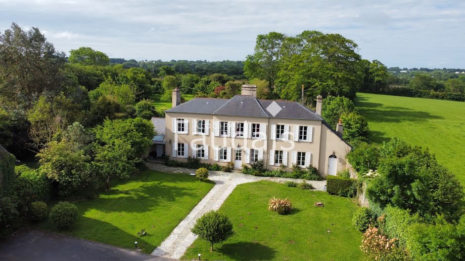 Vente maison 8 pièces 190 m² à Equeurdreville-Hainneville (50120), 549 000 €