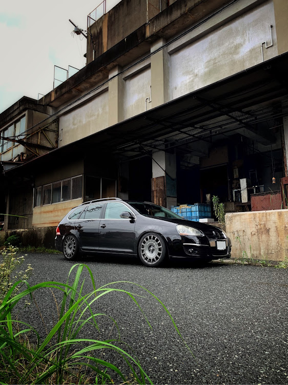 ゴルフ ヴァリアントの車高調整・下之一色町 魚市場・廃墟に関するカスタム事例の投稿画像4枚目