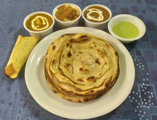 Deluxe Missi Roti Thali