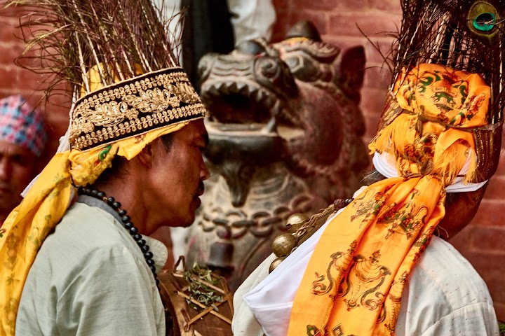 NEPAL VIDA COTIDIANA, SUS GENTES - CUADERNO DEL VIAJE A INDIA Y NEPAL (9)