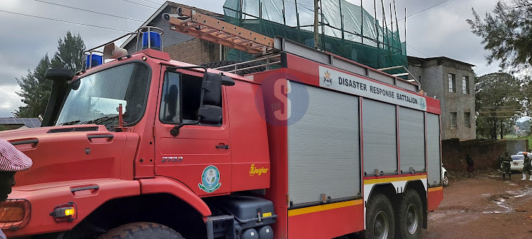 A KDF Disaster Response Battalion truck arriving at the building that collapsed in Uthiru, Nairobi on May 8, 2024