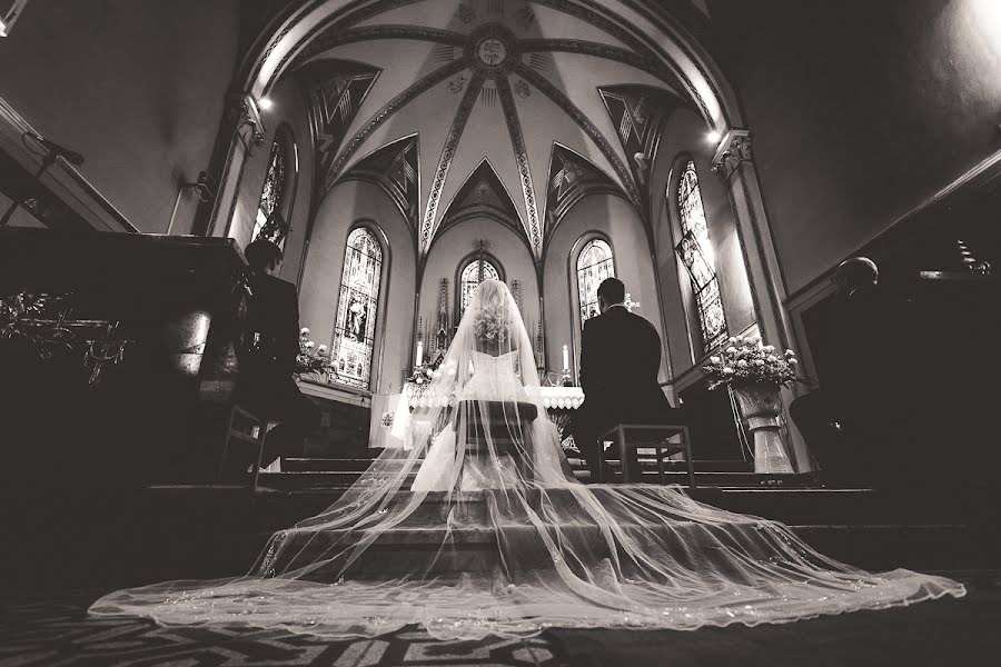 Fotografo di matrimoni Péter Wendl (wendl). Foto del 3 marzo 2016