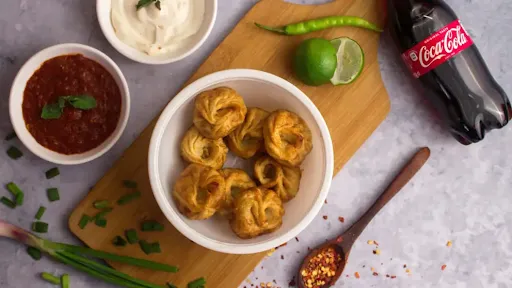 Veg Fried Momos [6 Pieces]