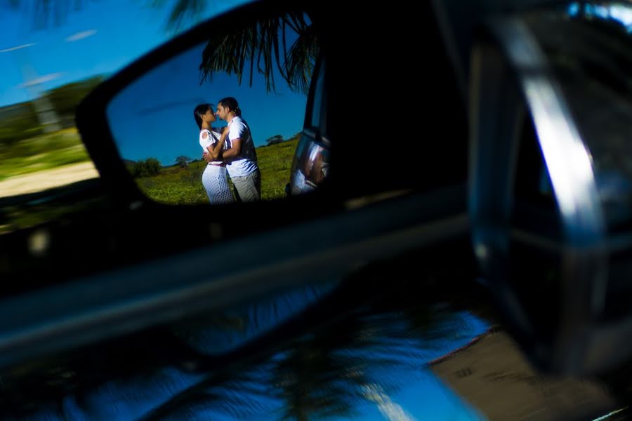 Wedding photographer Adriano Nascimento (adrianonascimen). Photo of 4 August 2017