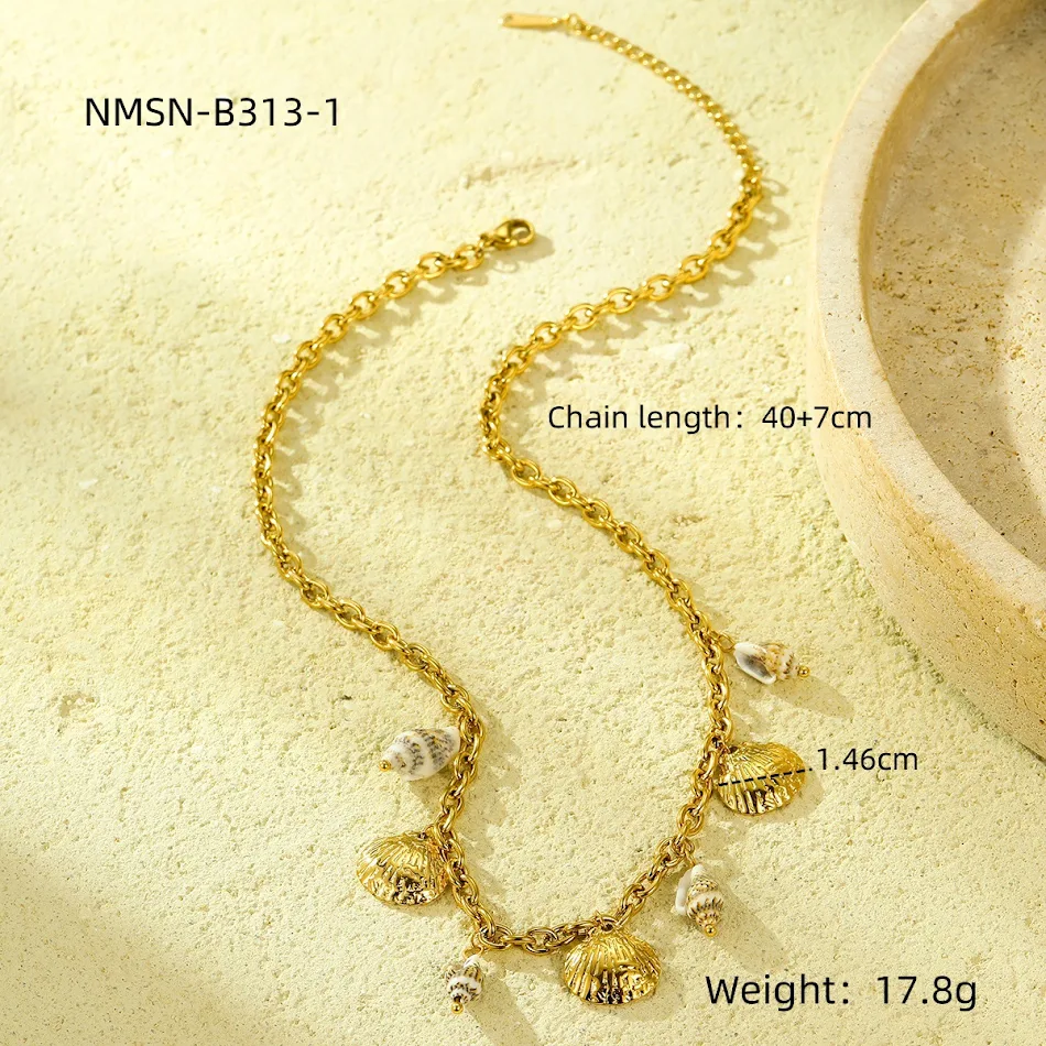 Collier Coquillage Style Océan Été, Acier Titane Doré 18K, Bijou Européen Américain, Parfait pour un Look Plage Chic.