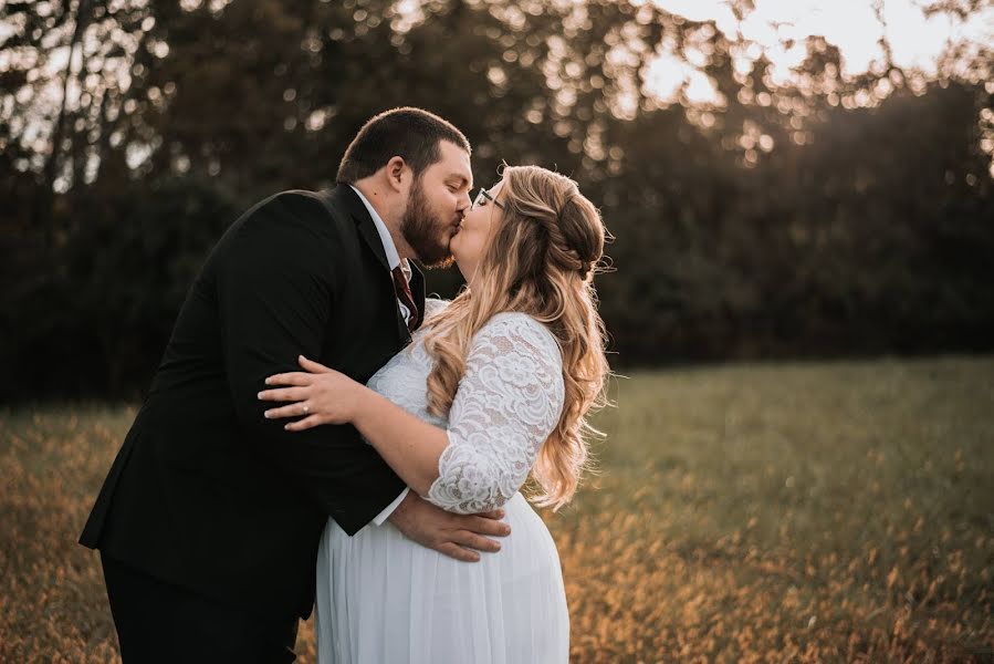 Jurufoto perkahwinan Cayla Hutchinson (caylahutchinson). Foto pada 9 September 2019