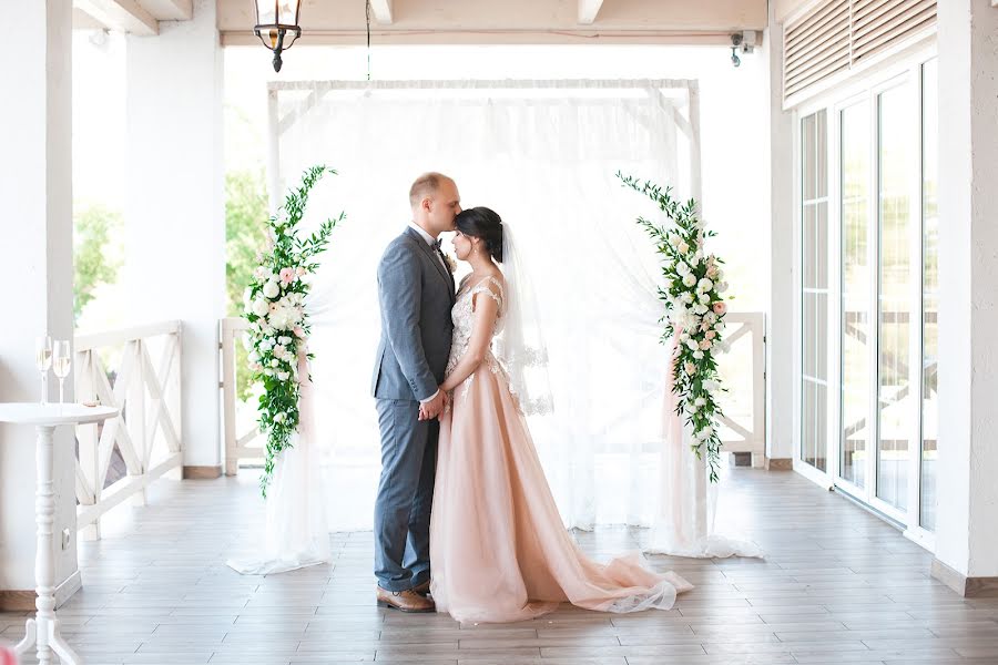 Fotógrafo de casamento Elena Chukhil (alexxphoto). Foto de 8 de novembro 2017