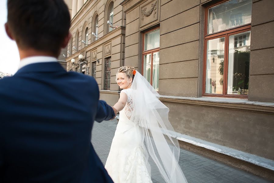 Hääkuvaaja Oleg Zaycev (olegzaicev). Kuva otettu 3. kesäkuuta 2013