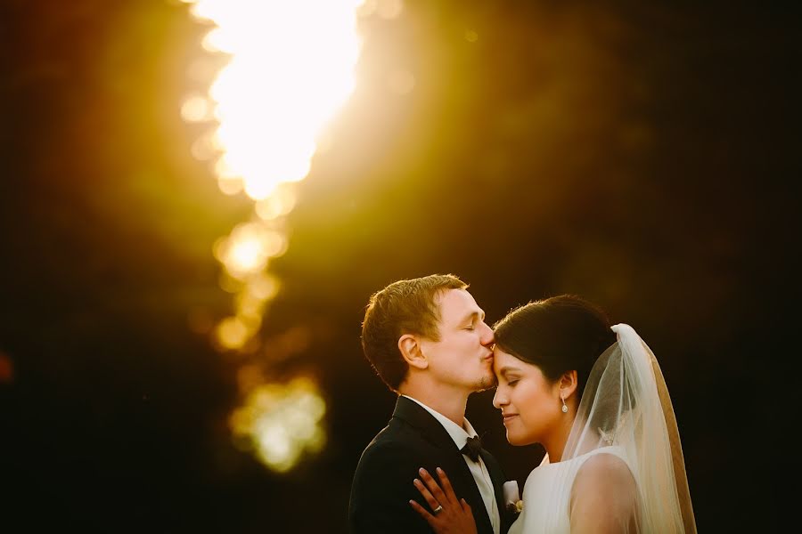 Fotografo di matrimoni Marian Duven (marianduven). Foto del 3 ottobre 2016