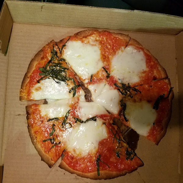 Gluten free Margherita pizza. It was pretty good.