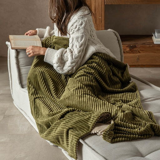 木彫りのイカットハンガー[Aタイプ][5031]【アジアン雑貨のアジア工房