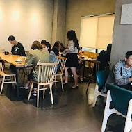 Revel coffee studio 瑞福咖啡