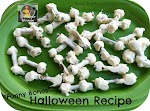Halloween Funny Bones Recipe was pinched from <a href="http://therepowoman.com/fun-easy-halloween-recipe-funny-bones/" target="_blank">therepowoman.com.</a>
