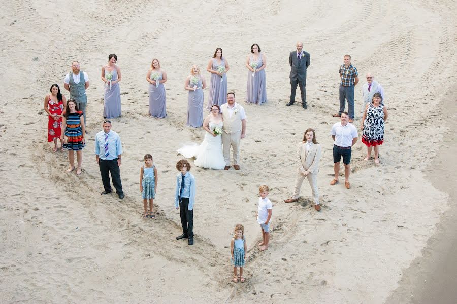 Fotografo di matrimoni Steve Lewis (stevelewis). Foto del 19 settembre 2019