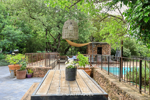 House with pool 1