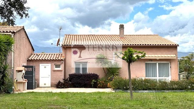 Vente villa 6 pièces 144 m² à Solaro (20240), 750 000 €