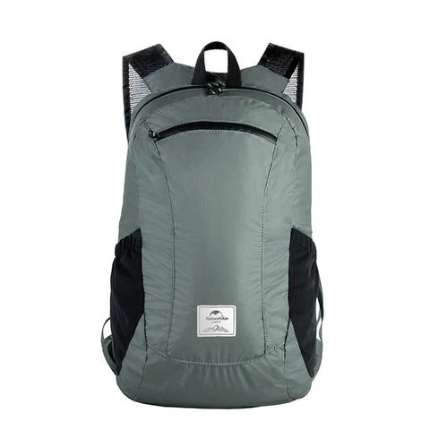 Mochila Impermeável para Viagens e Trilhas — Mantenha seus pertences secos e seguros contra chuva e umidade com esta mochila resistente.