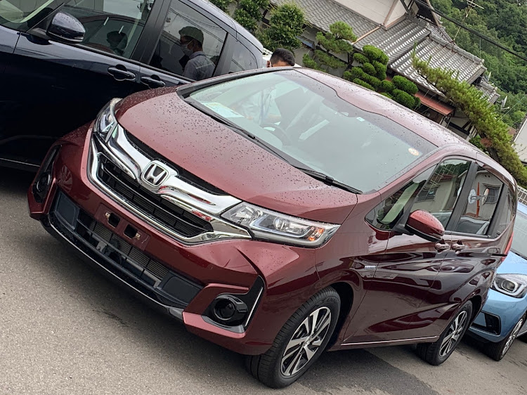 シキマサさんが投稿したフリード ハイブリッド・#フリード・中古車・家族の車・モデューロエアロに関するカスタム事例の投稿画像2枚目