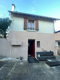 maison à Le Lardin-Saint-Lazare (24)