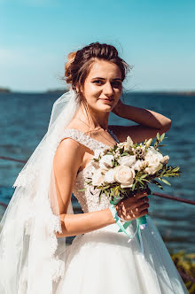 Wedding photographer Elena Pirova (pirovafamily). Photo of 26 March 2020