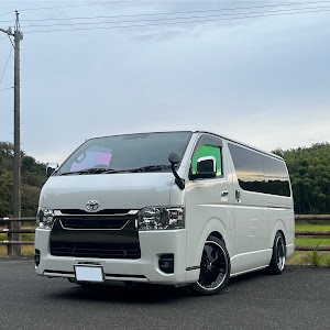 ハイエースバン GDH201V