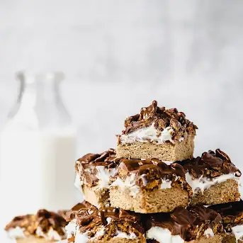 Golden Grahams S'mores Bars - Sugar and Soul