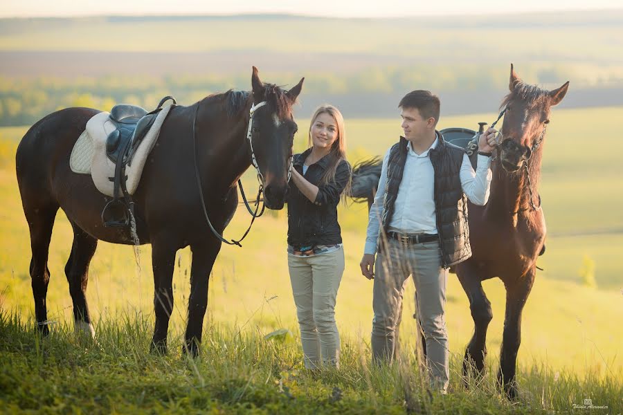 Wedding photographer Aleksandr Tilinin (alextilinin). Photo of 21 May 2016