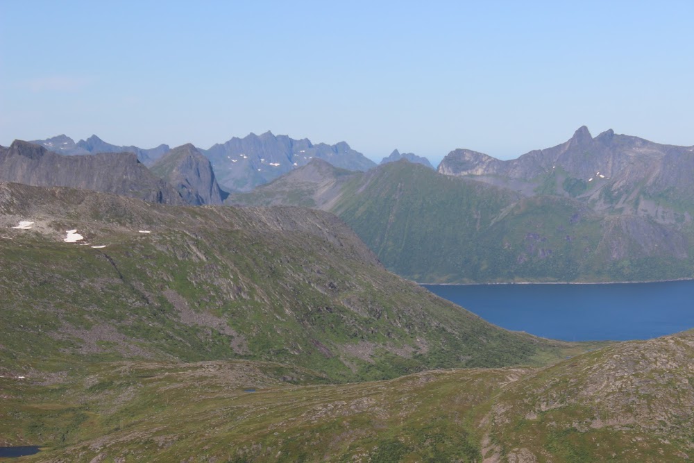 Достижение Hygge (острова Senja, Vesteralen и Lofoten в июле-августе 2019)