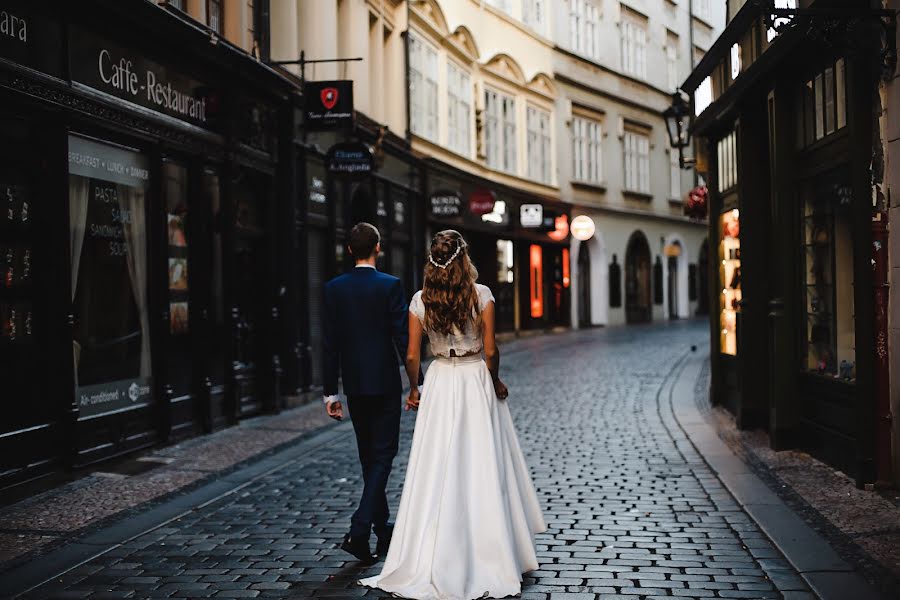 Wedding photographer Zhenya Istinova (mrsnobody). Photo of 7 September 2017