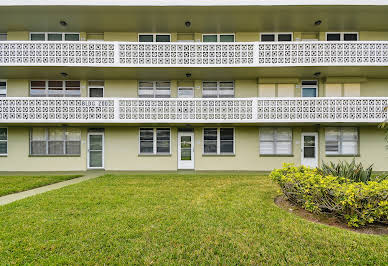 Apartment with pool 1