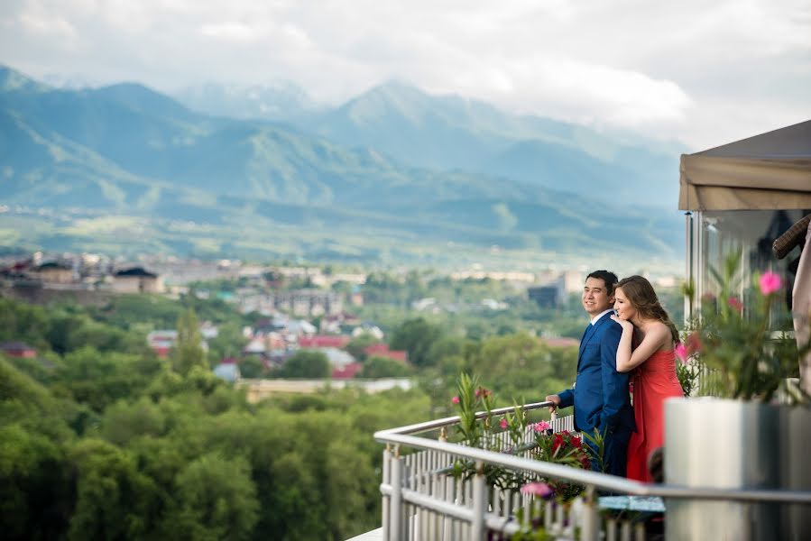 Jurufoto perkahwinan Daniyar Shaymergenov (njee). Foto pada 28 Jun 2016