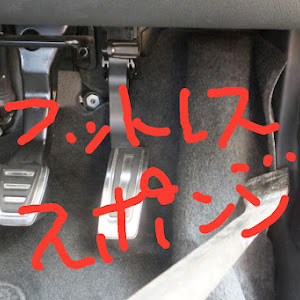 S1 ハッチバック